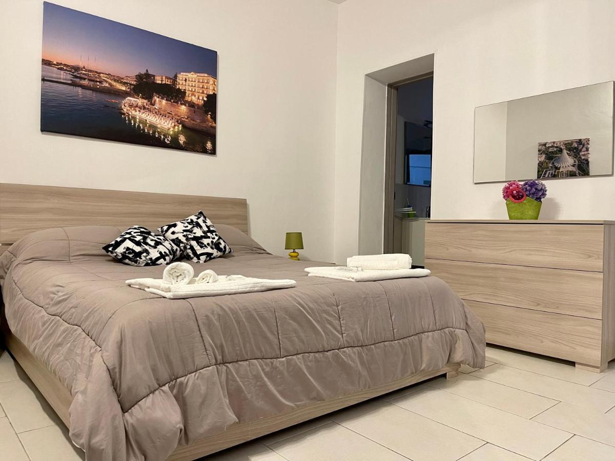 Casa Vacanze Dolce Sicilia 锡拉库扎 外观 照片